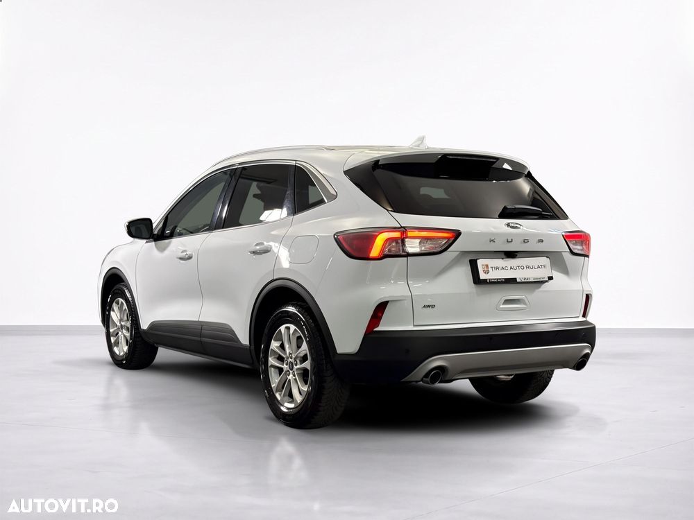 Ford Kuga - 4