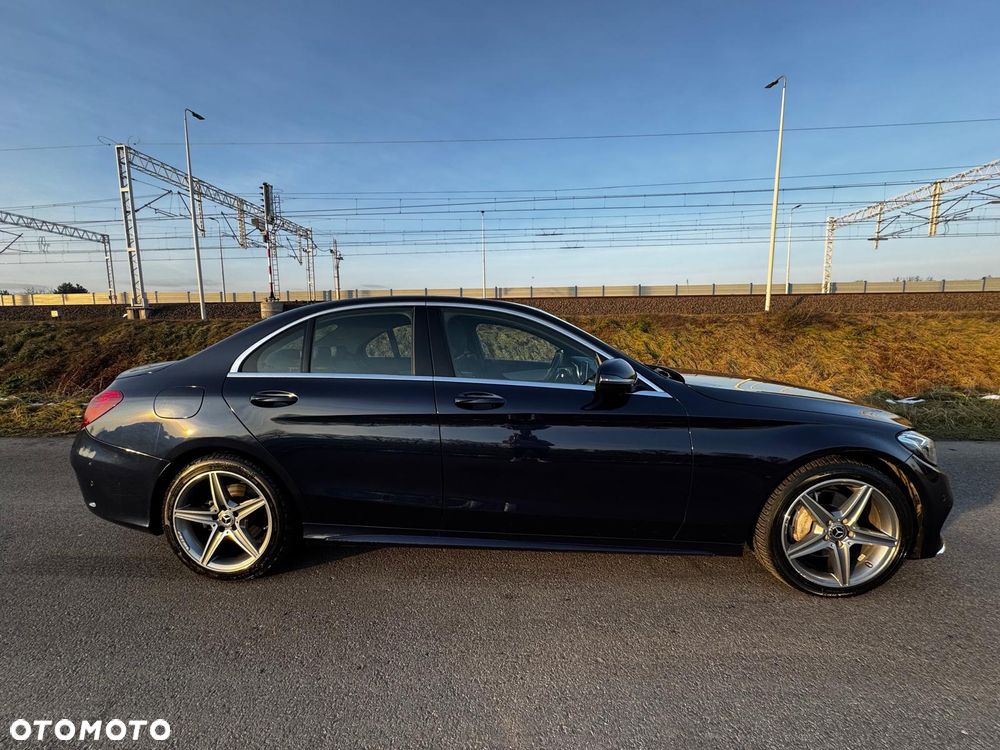 Mercedes-Benz Klasa C 220 d 9G-TRONIC AMG Line - 6