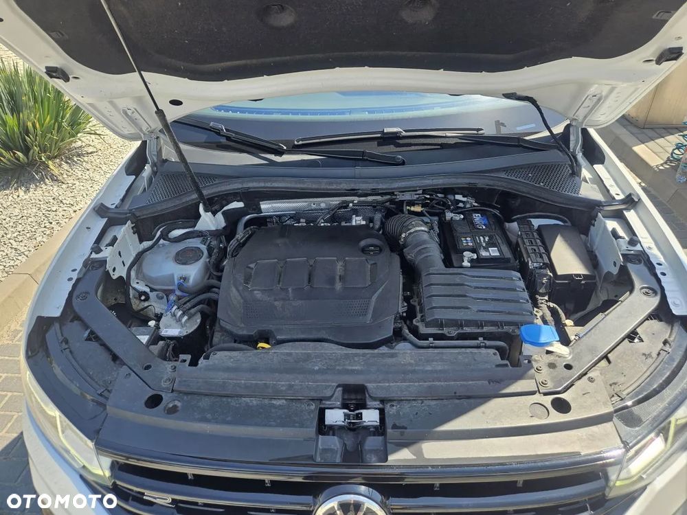 Volkswagen Tiguan 2.0 TDI SCR 4MotION DSG R-Line - 10