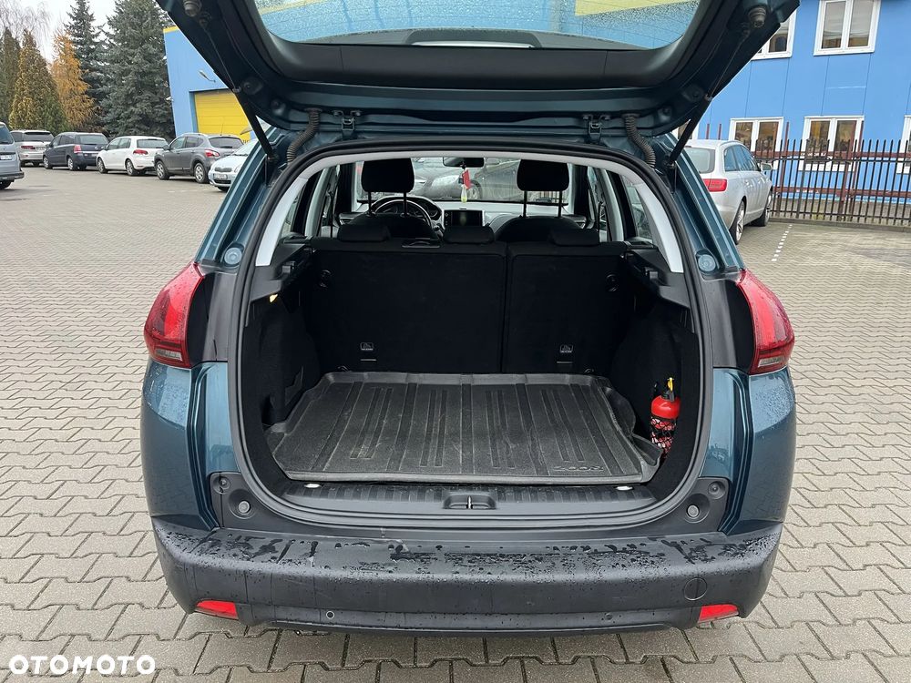 Peugeot 2008 1.2 Pure Tech Active S&S - 21