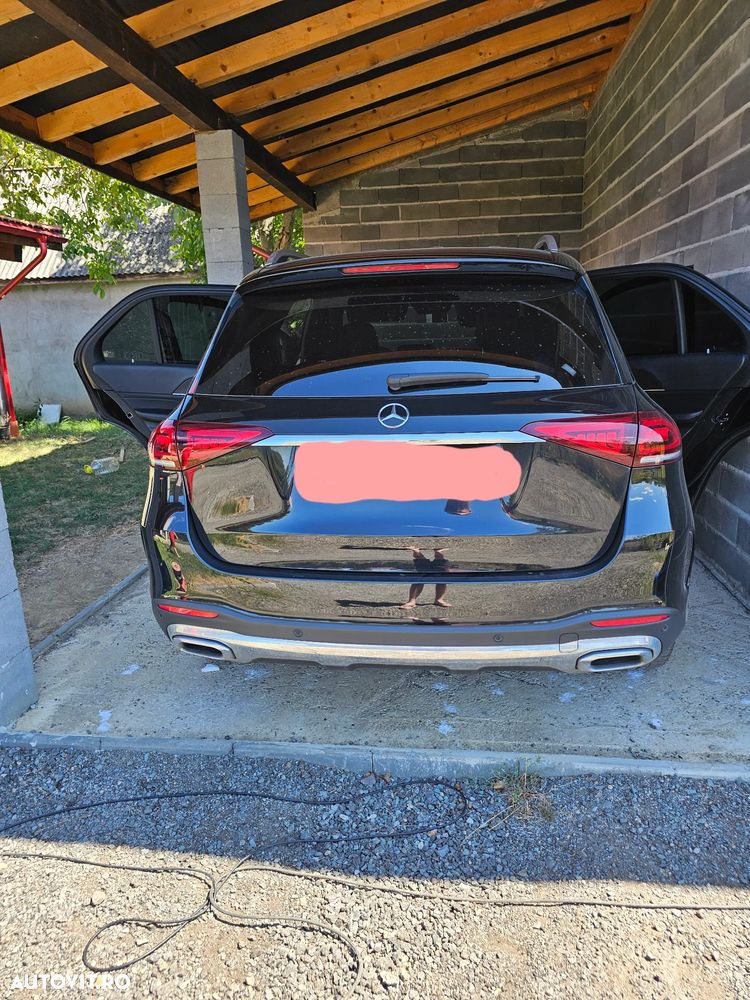 Mercedes-Benz GLE 300 d 4MATIC - 2