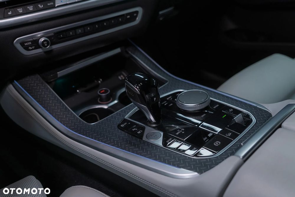 BMW X5 xDrive45e sport - 33