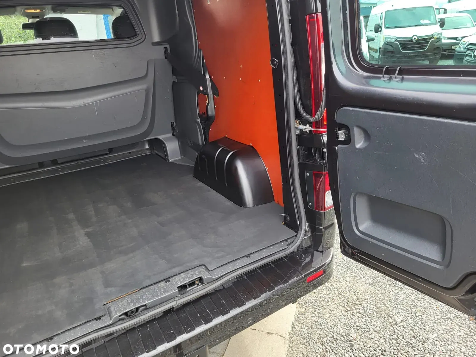 Opel VIVARO 1.6 CDTI - MIXT 6 OSÓB-KLIMA-ŁADNY-NAVI-ORUROWANIE - 21