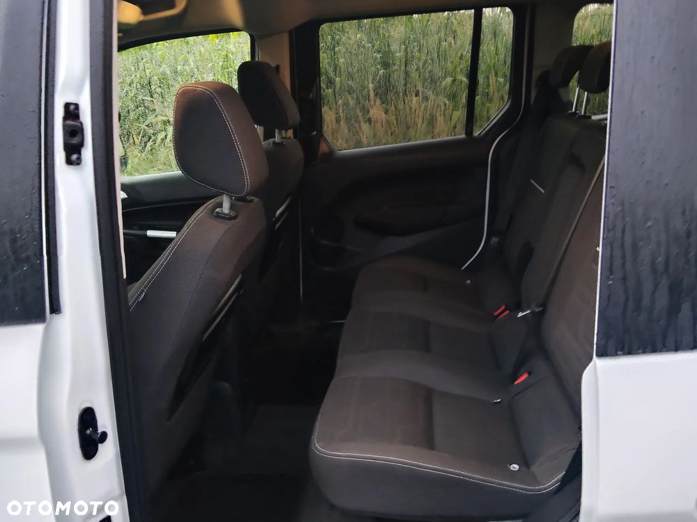 Ford Tourneo Connect - 21