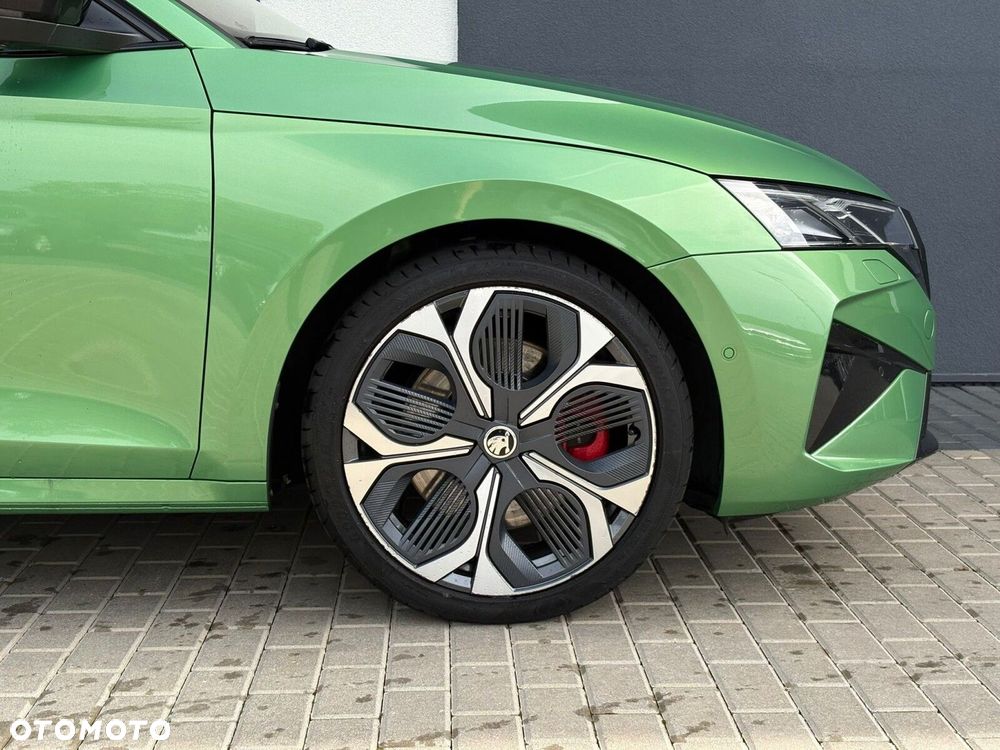Skoda Octavia 2.0 TSI RS DSG - 23