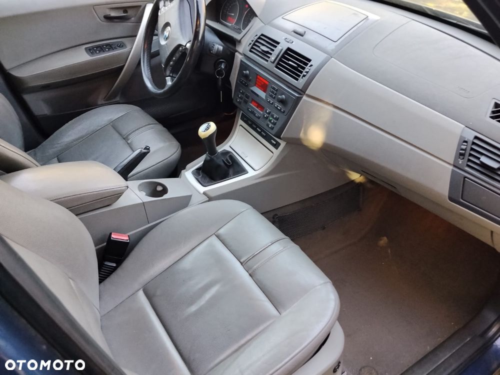 BMW X3 3.0d - 10