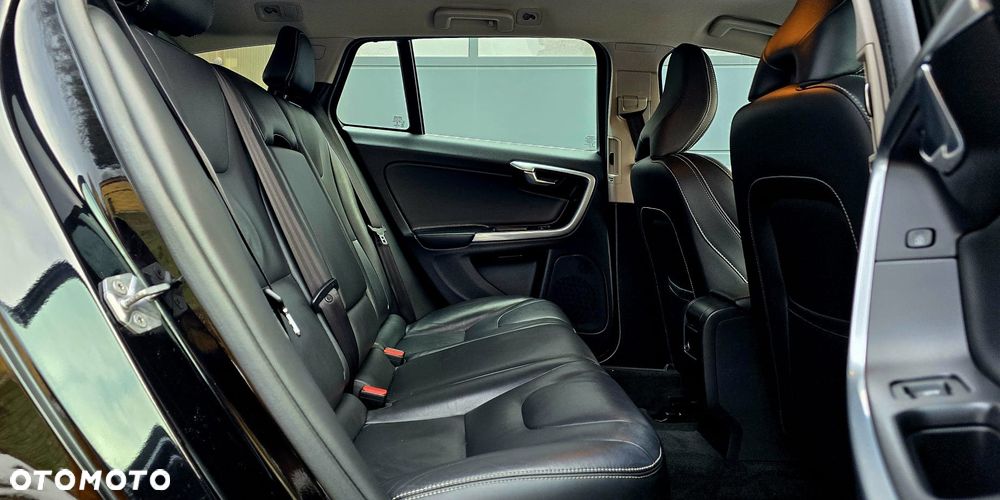 Volvo V60 D3 Ocean Race - 12