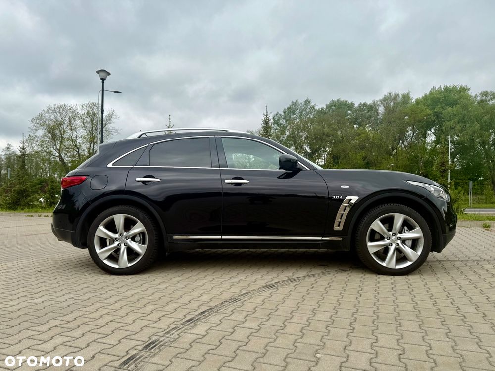 Infiniti Q70 3.0d S Premium - 8