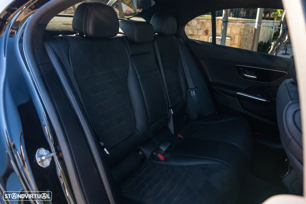 Mercedes-Benz C 300 e AMG Line - 44
