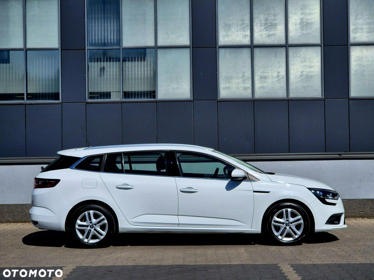 Renault Megane 1.5 dCi Business - 8
