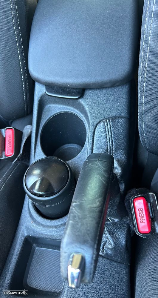 Citroën C4 1.6 HDi Seduction - 8