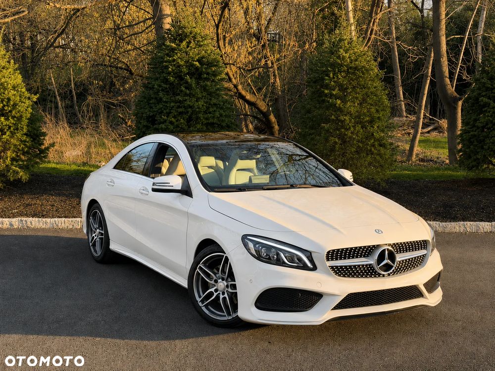 Mercedes-Benz CLA 250 4-Matic AMG Line - 3