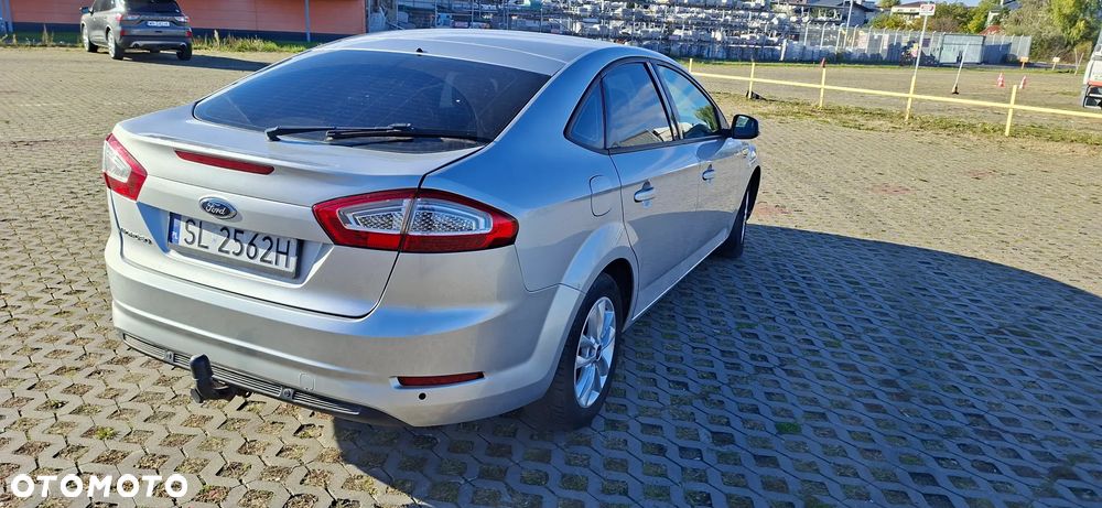 Ford Mondeo - 8