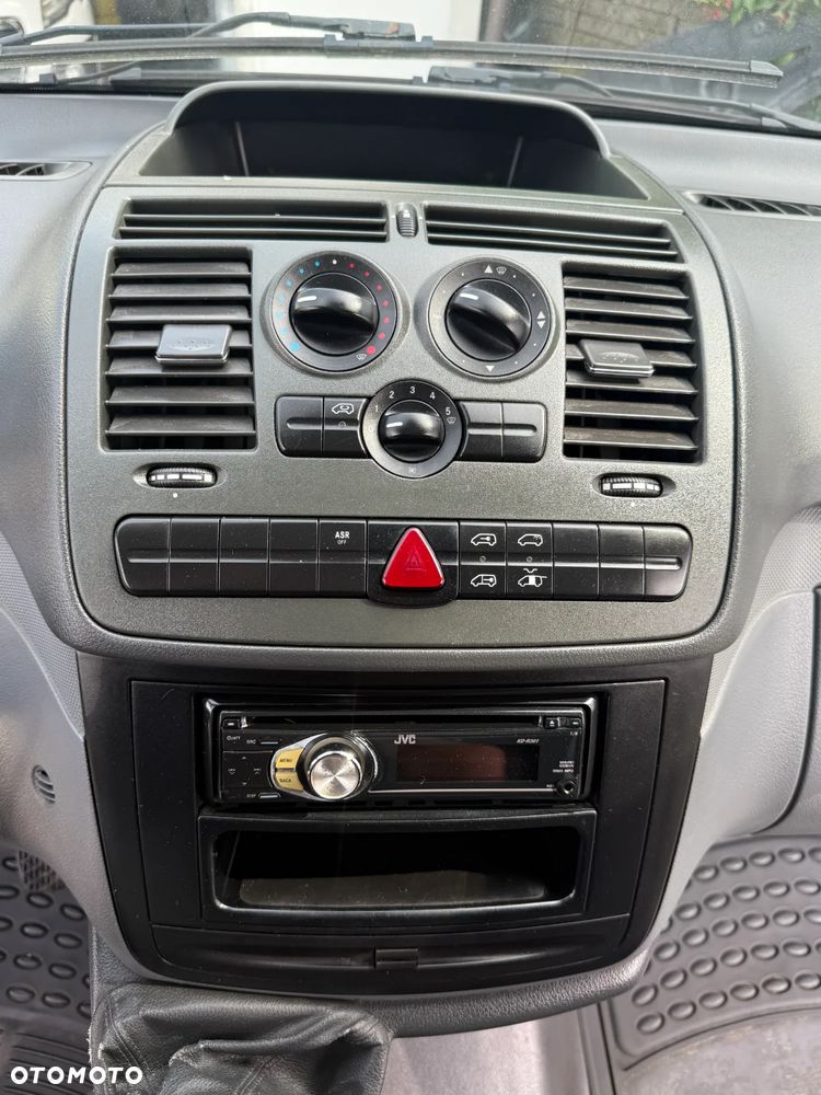 Mercedes-Benz vito - 13