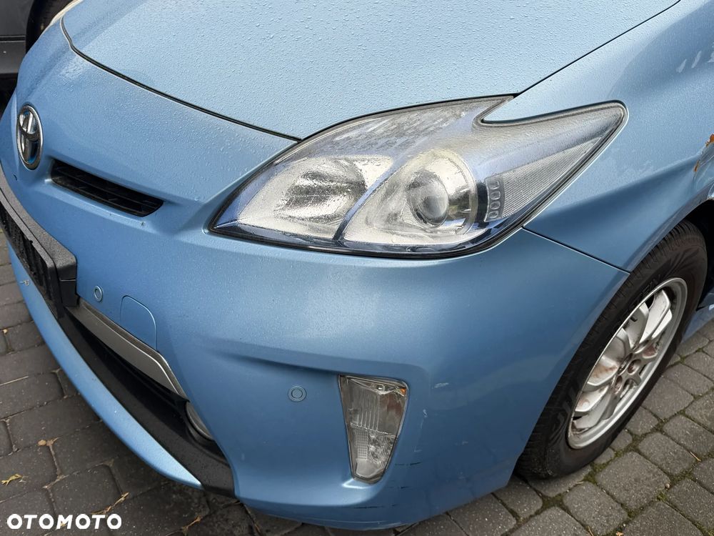 Toyota Prius Plug-in 1.8 HSD Prestige - 12