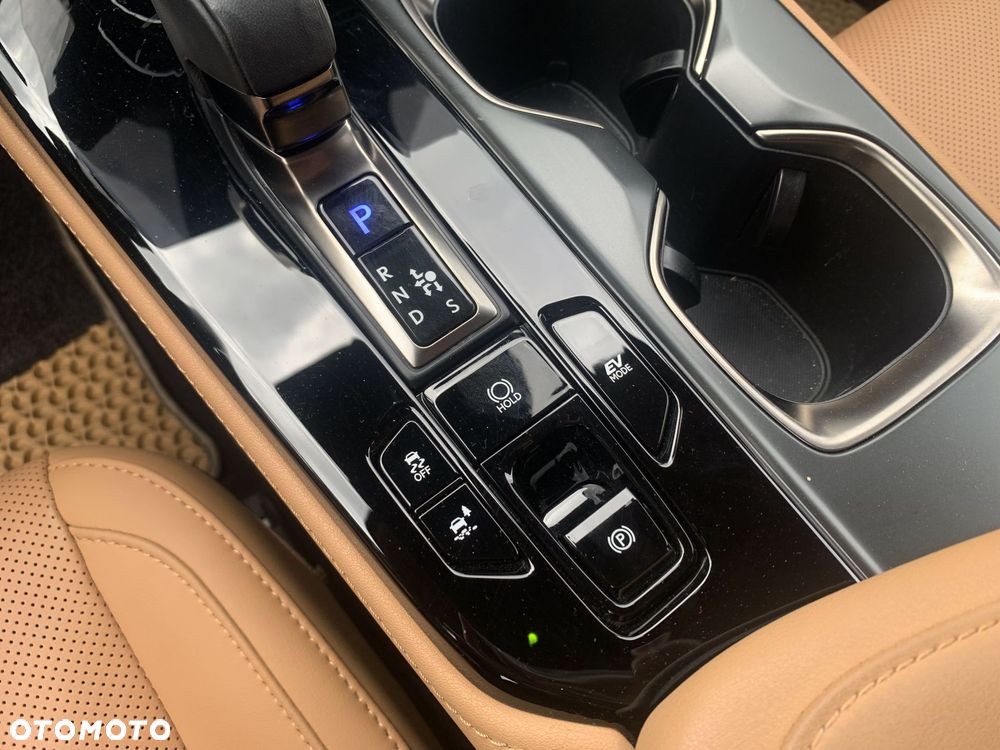 Lexus NX - 17