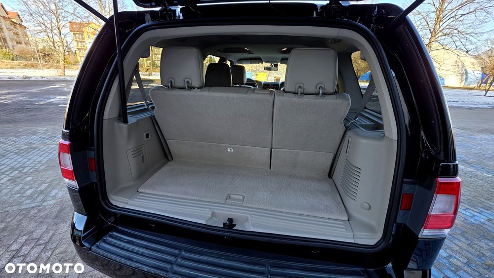 Lincoln Navigator - 18