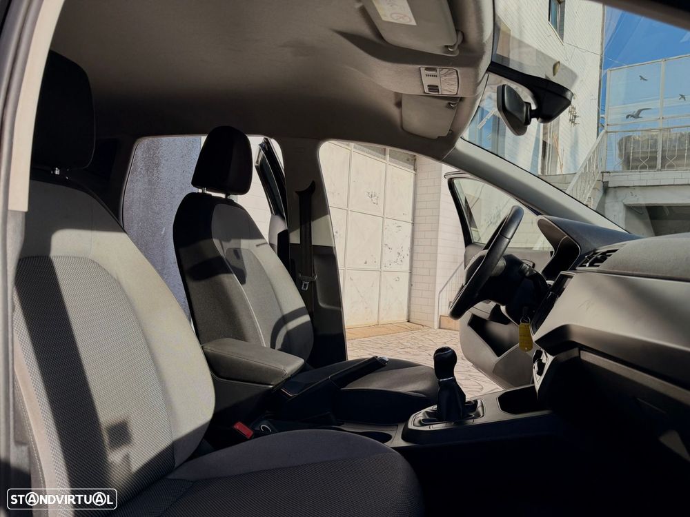 SEAT Ibiza 1.0 Reference - 12