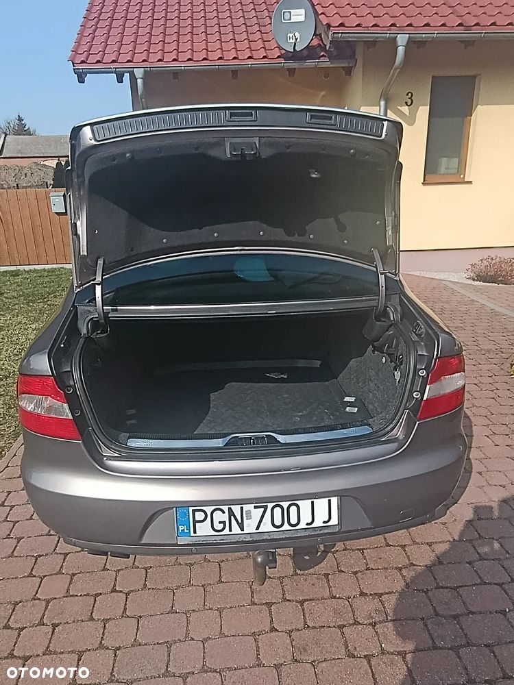 Skoda Superb 2.0 TDI DSG Ambition - 9