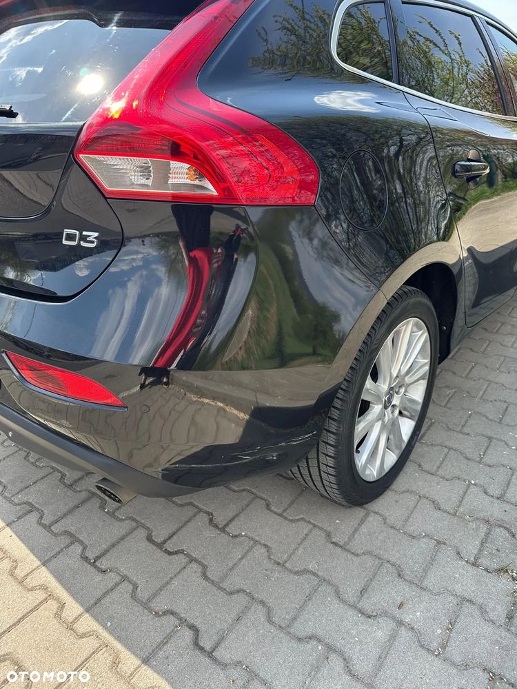 Volvo V40 D3 Summum - 16