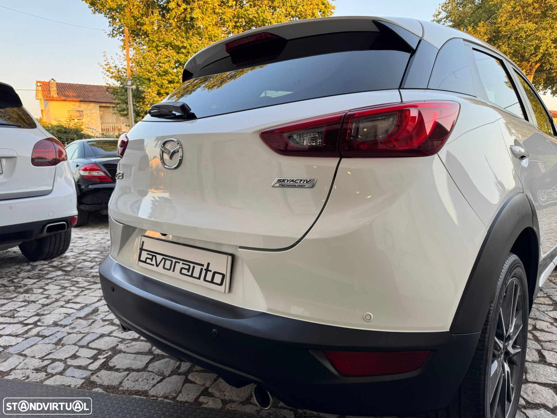 Mazda CX-3 1.5 Sky.Excellence HT Leather White Navi - 28