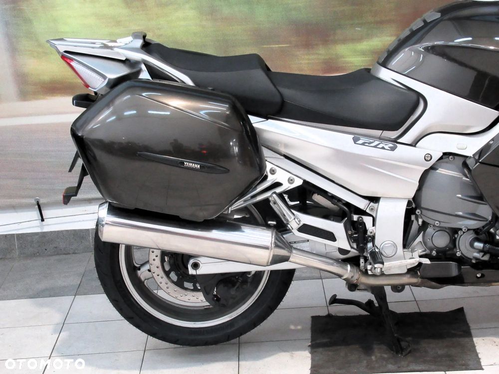 Yamaha FJR - 14