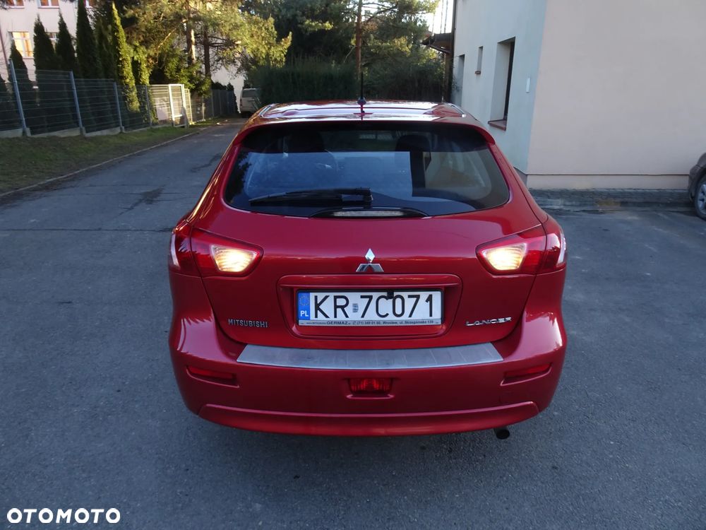 Mitsubishi Lancer 1.6 Intense - 9