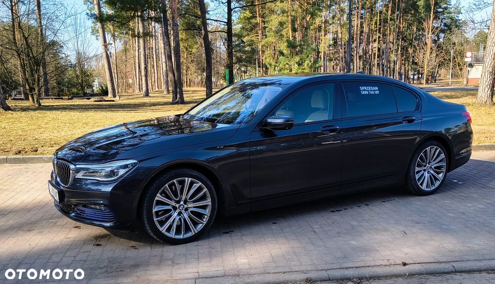 BMW Seria 7 750Li xDrive Edition Exclusive - 4