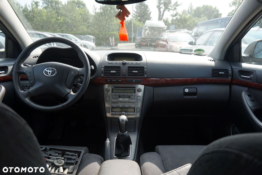 TOYOTA AVENSIS II T25 KOMBI 2003 1C0 2.0 D4D 1CD-FTV 115KM E357 SREBRNY na części - 9