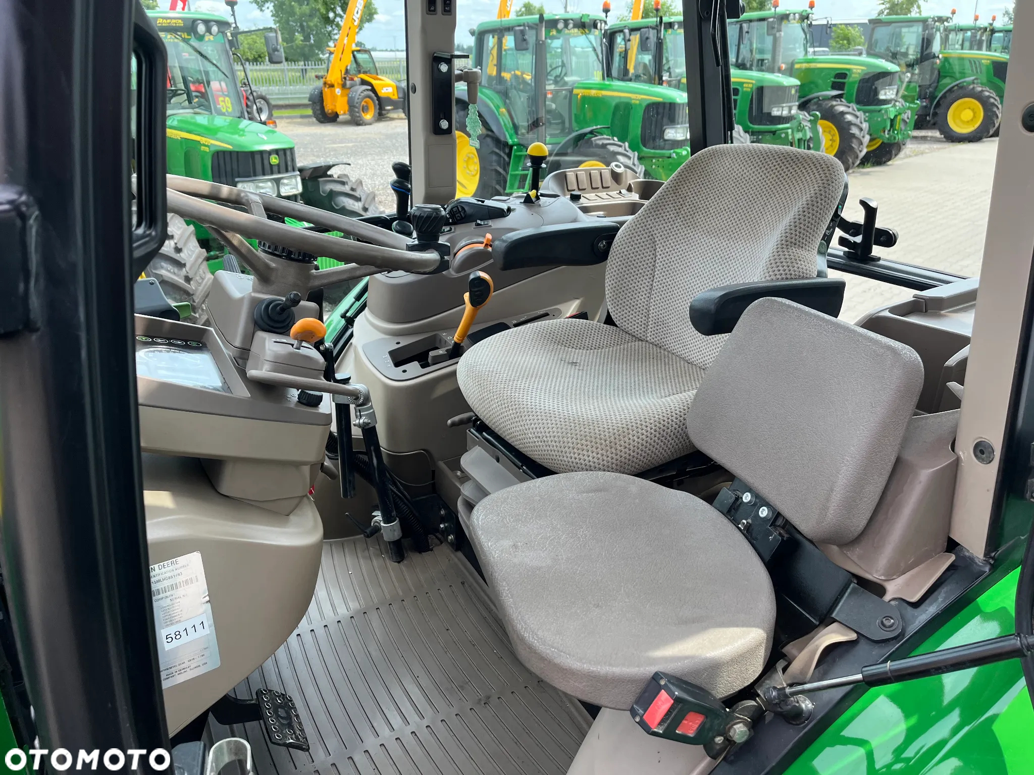 John Deere 6115 RC - 16