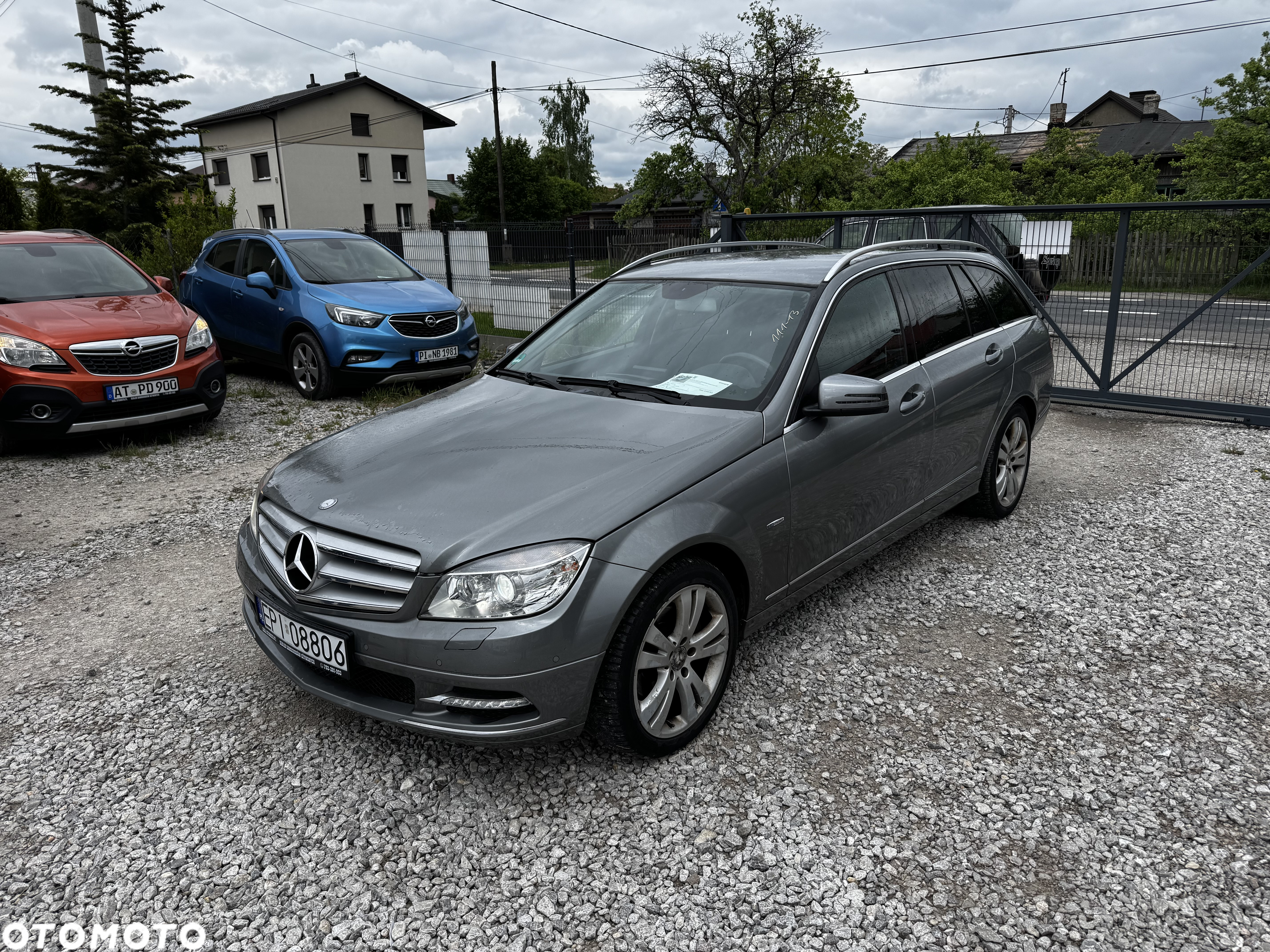 Mercedes-Benz Klasa C 250 CGI T Automatik BlueEFFICIENCY Avantgarde - 12