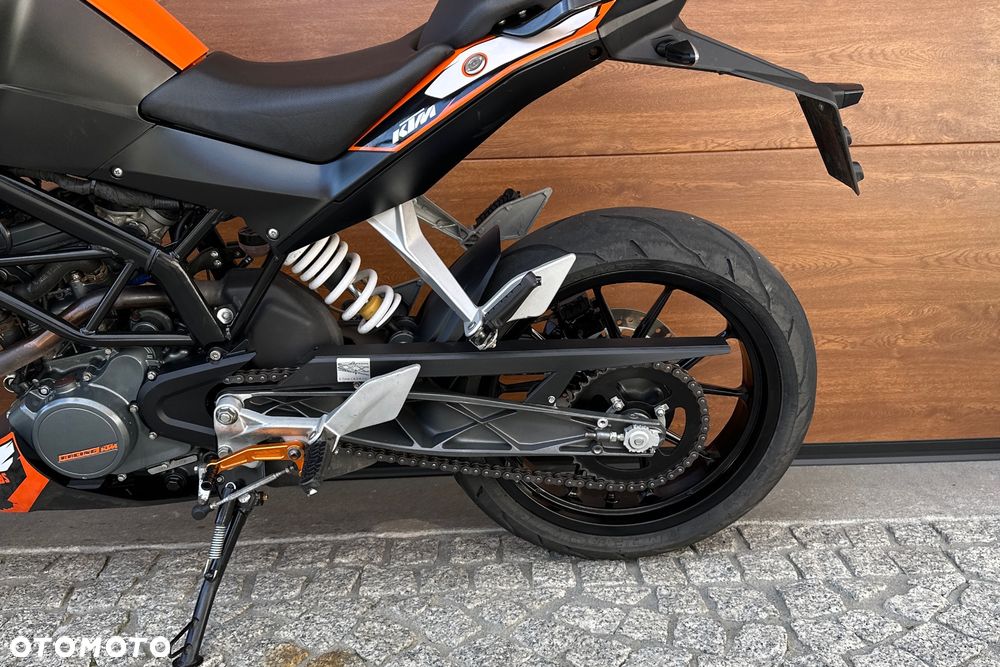KTM Duke - 18