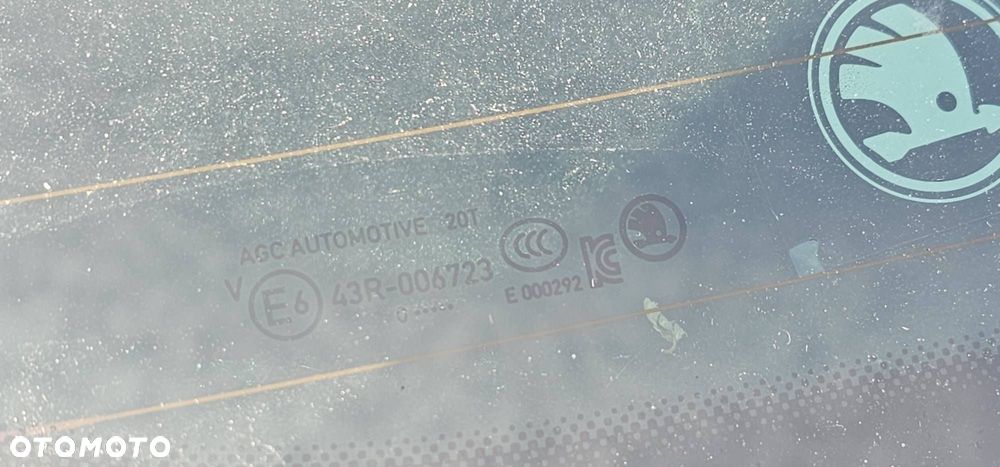 SZYBA TYŁ SKODA OCTAVIA IV HATCHBACK - 3
