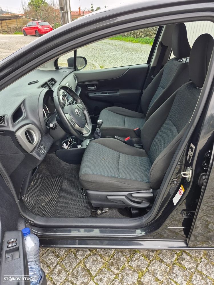 Toyota Yaris 1.4 D-4D ACtive - 8