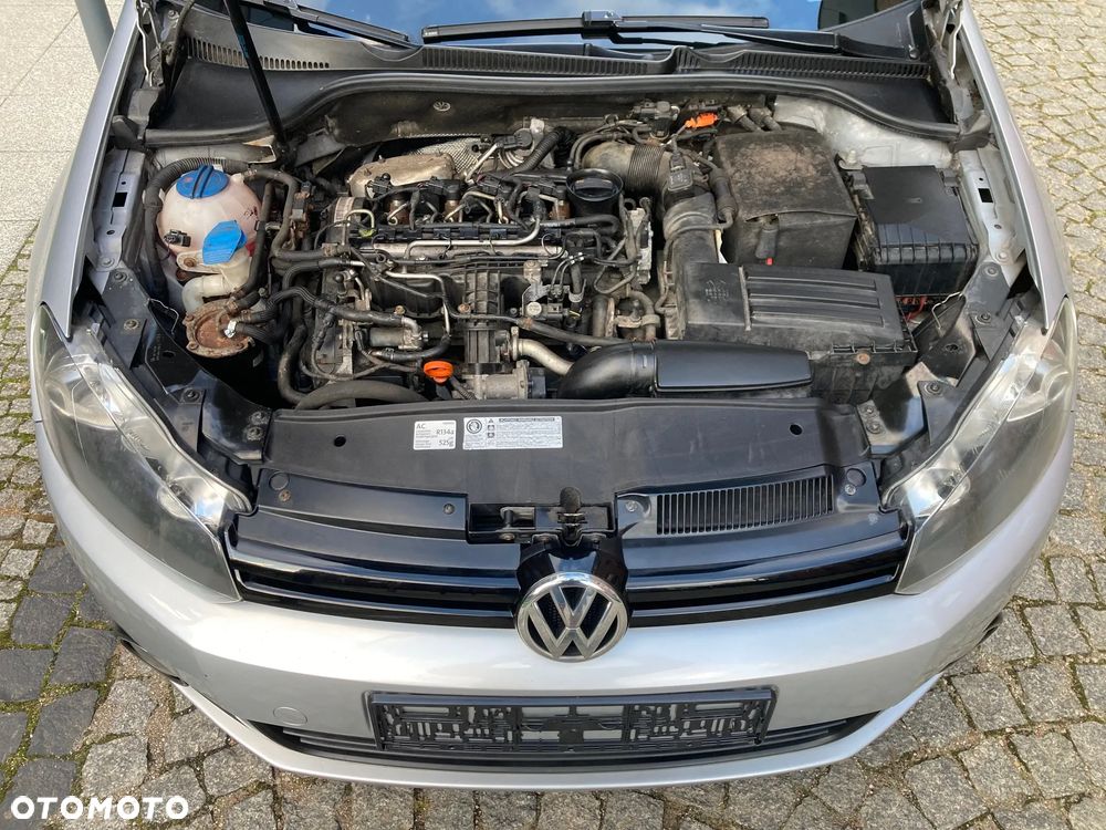 Volkswagen Golf 1.6 TDI DPF Trendline - 13