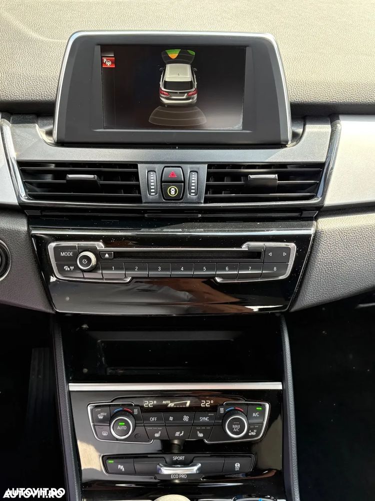 BMW Seria 2 218i M Sport - 9