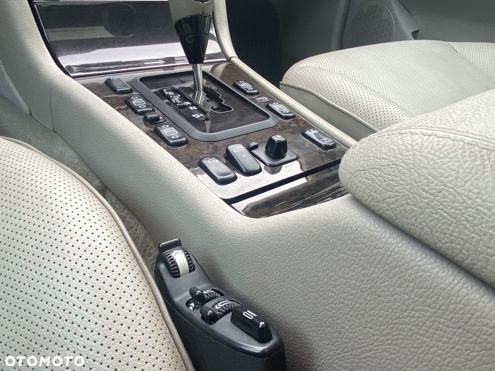 Mercedes-Benz Klasa E 320 T CDI Avantgarde - 10