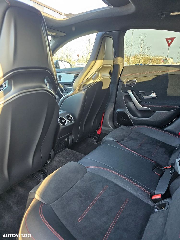 Mercedes-Benz CLA - 9