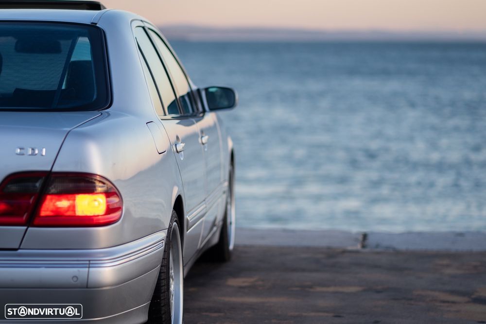Mercedes-Benz E 320 - 15