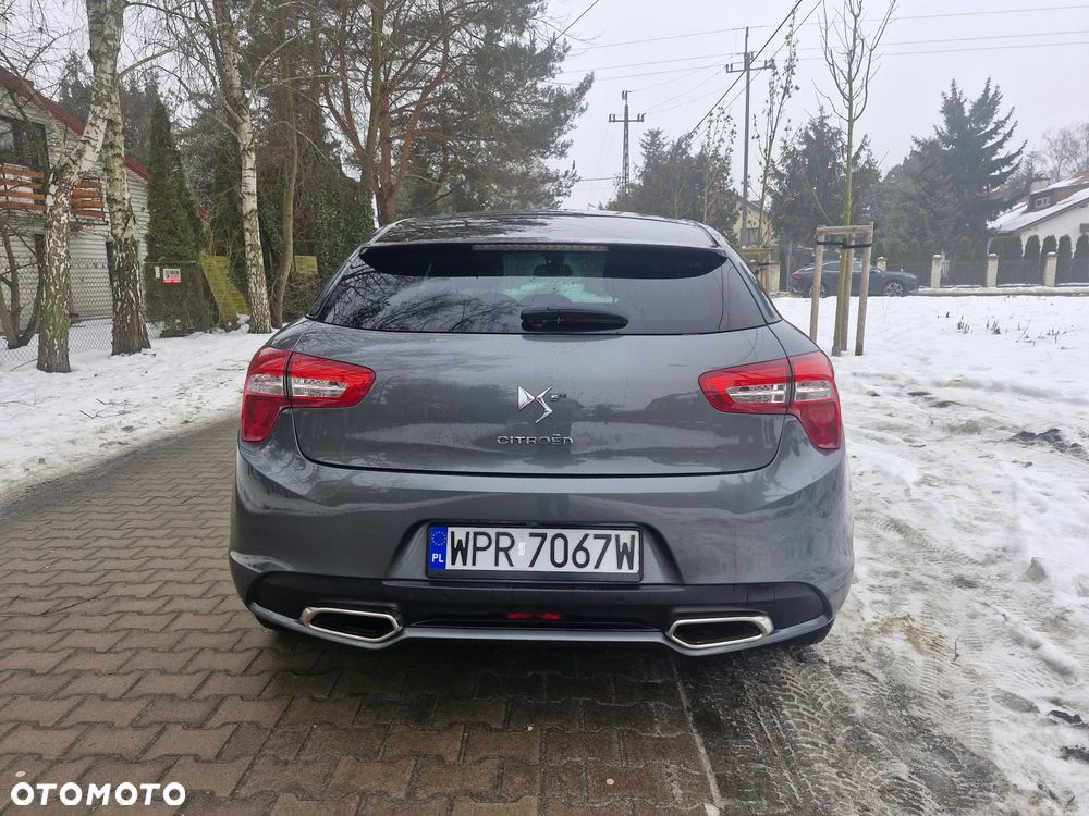 Citroën DS5 Hybrid4 EGS6 SoChic - 8