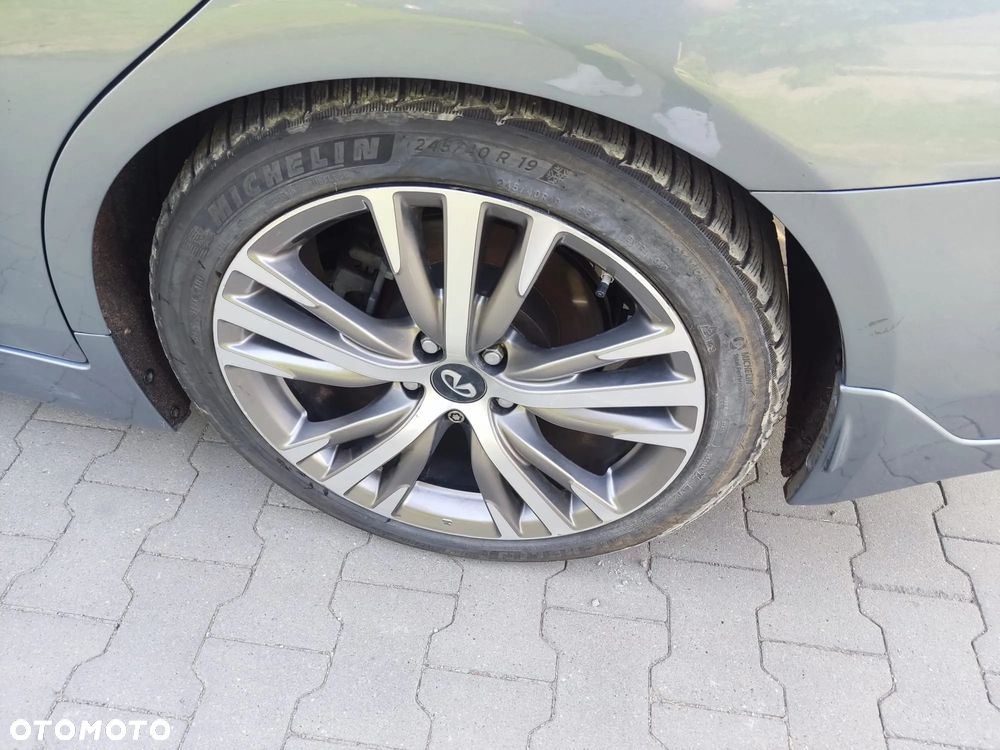 Infiniti Q50 Premium Executive - 11
