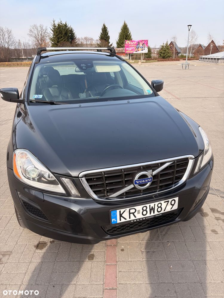 Volvo XC 60 D5 AWD Momentum - 3