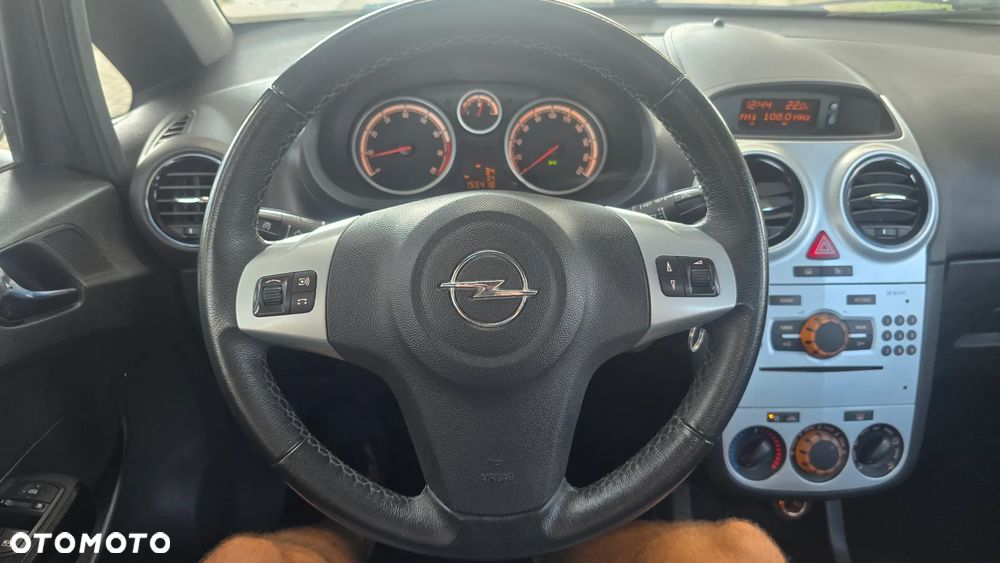 Opel Corsa 1.2 16V Enjoy - 36