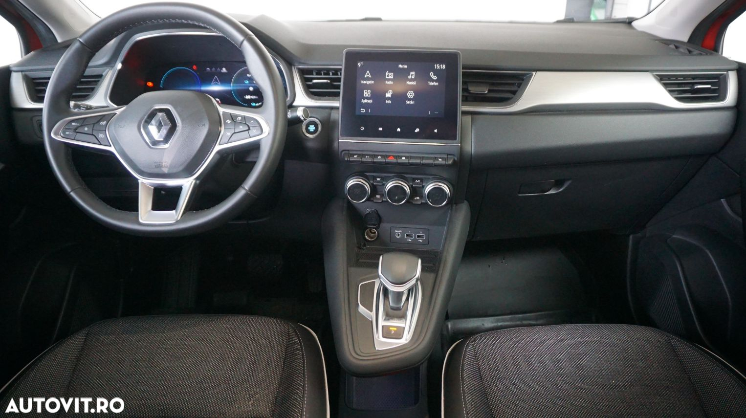 Renault Captur E-Tech Plug-In-Hybrid Intens - 3