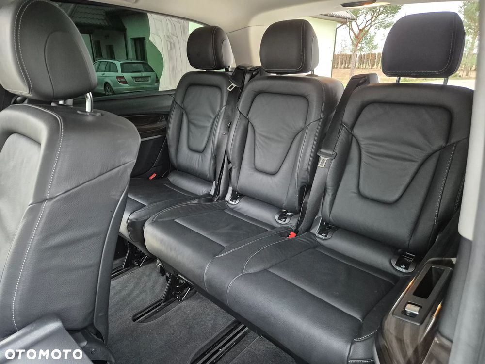 Mercedes-Benz Klasa V 300 d 9G-Tronic Exclusive (d³ugi) - 17