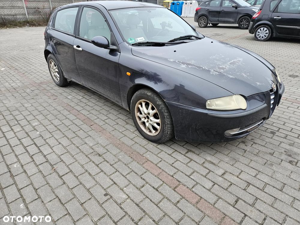 Alfa Romeo 147 1.6 Twin Spark Progression - 1