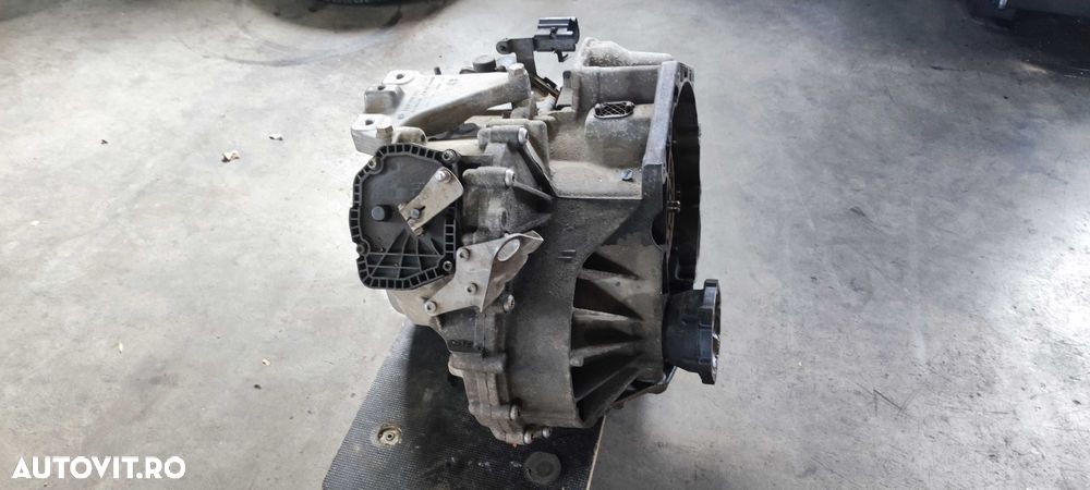 Cutie volkswagen vw golf 6 break DSG 7 cod cutie MGN - 6