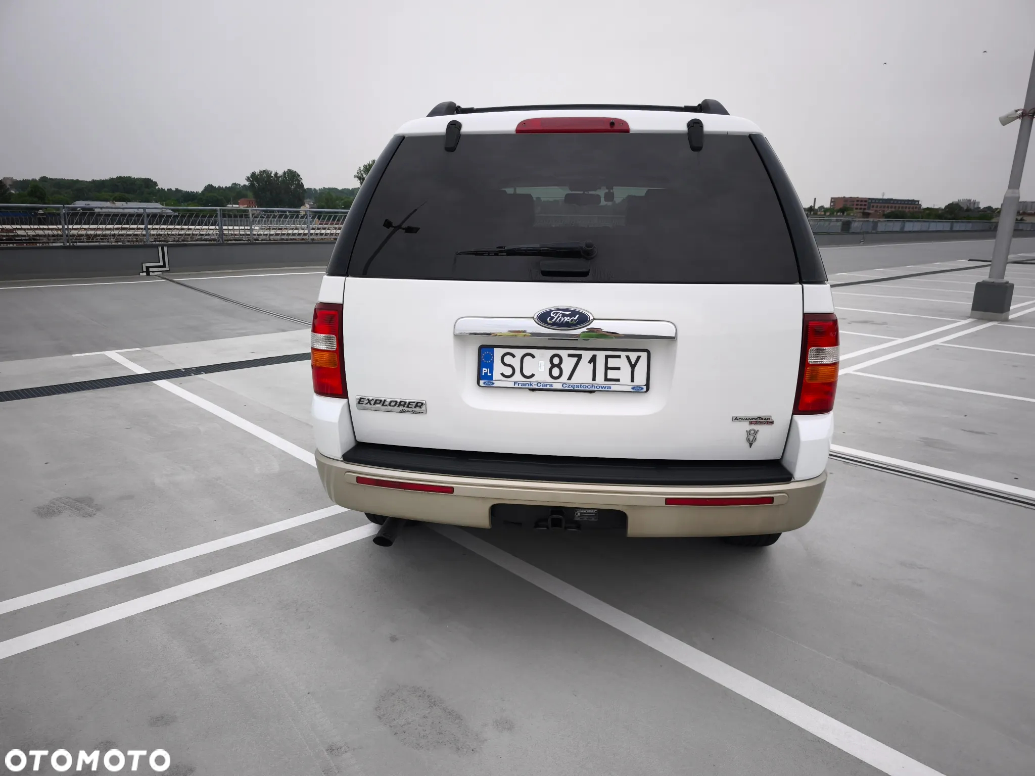 Ford Explorer 4.6 4WD - 6