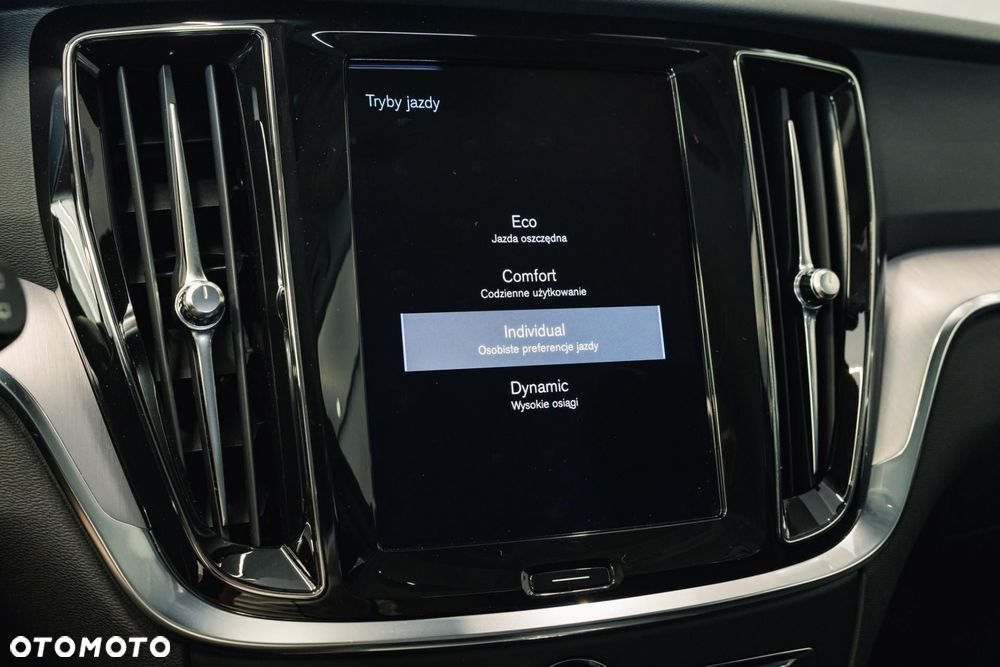 Volvo V60 B4 D Momentum Pro - 21