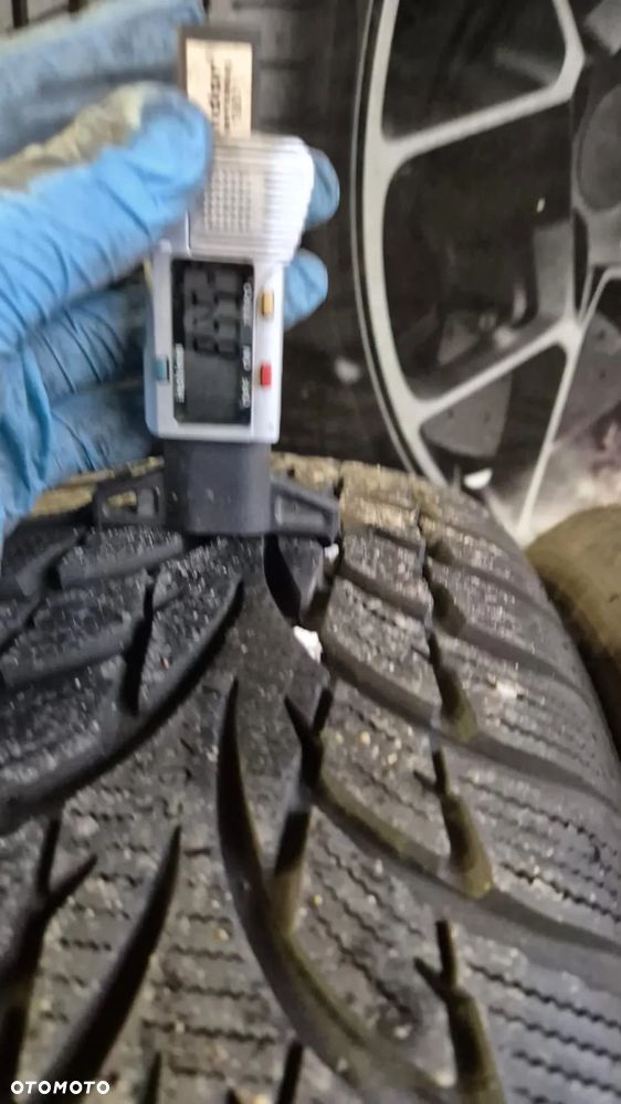 Koła zimowe Mercedes 185/65 R15 Nokian - 4